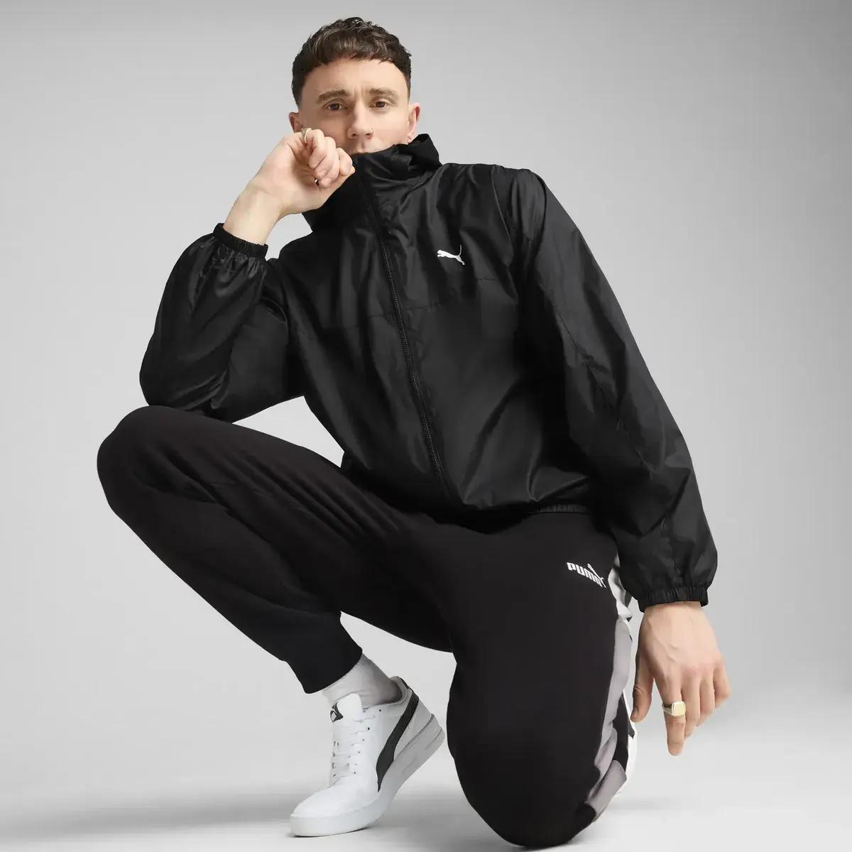 Corta-vento Essentials Regular Masculino Puma